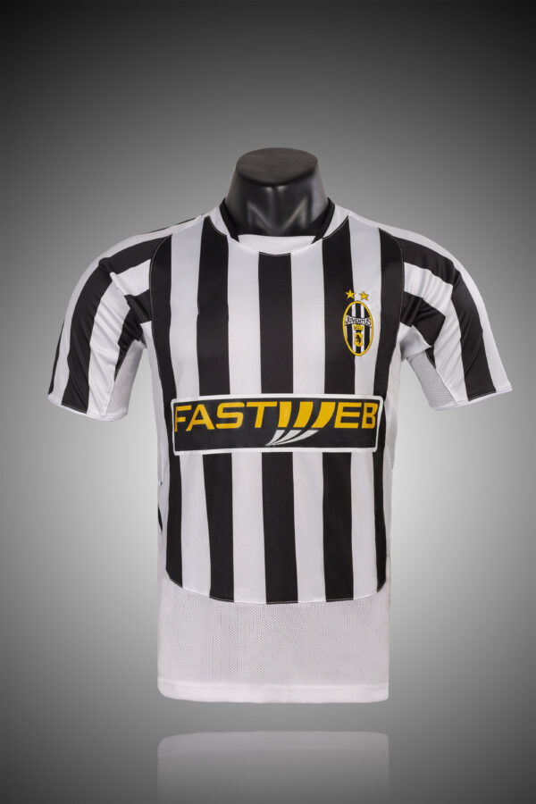 0304 Juventus Home Jersey